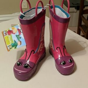 Rain boots w/umbrella